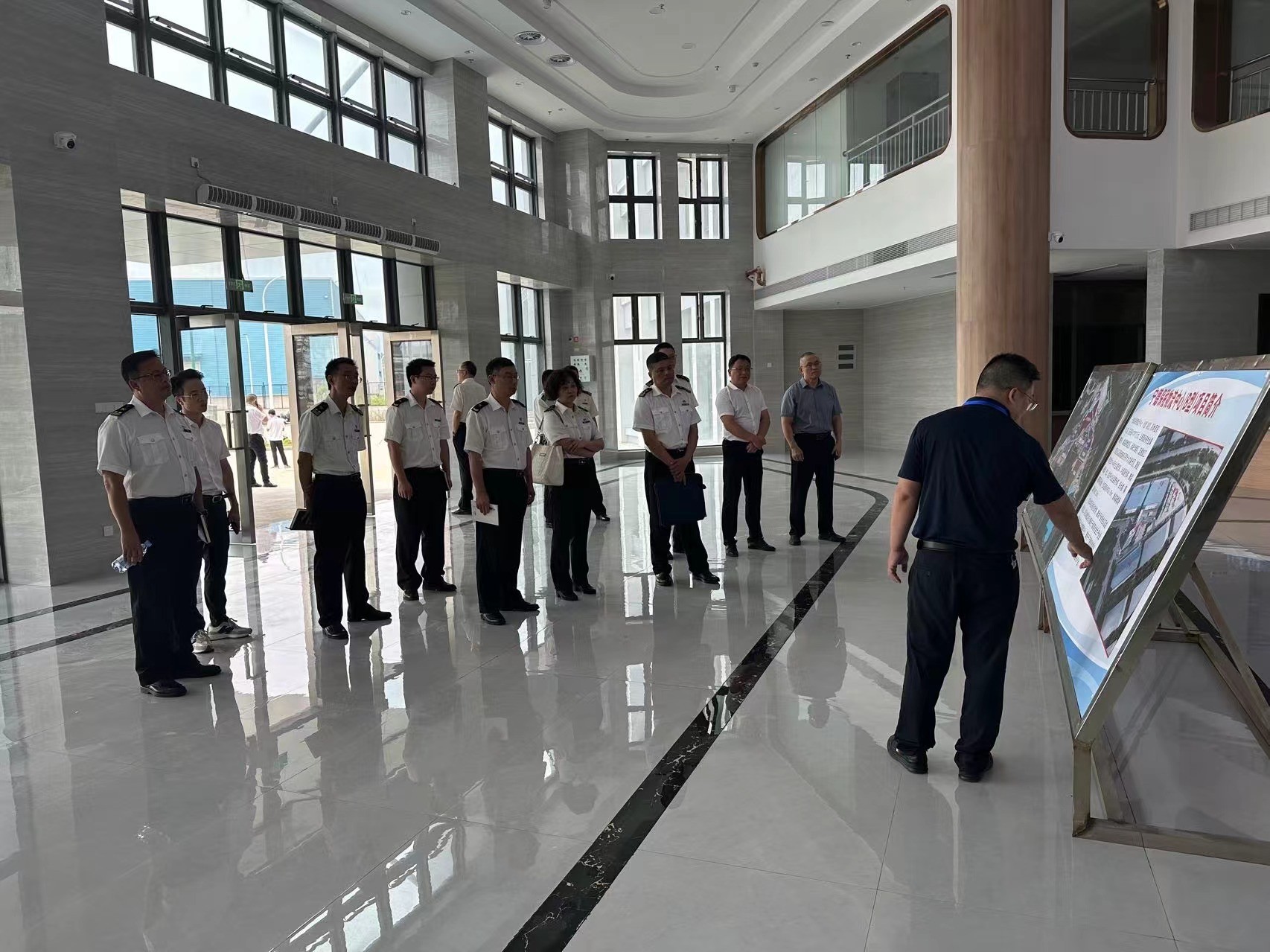 福州海关相关领导深入宁德保税物流中心（B保）项目调研，，，，，蔡慧铭拍摄1.jpg